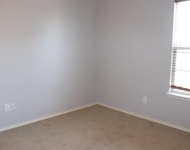 2304 Heads And Tails Lane - Photo Thumbnail 28