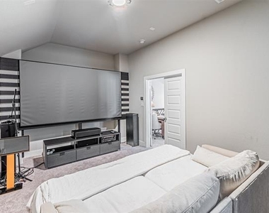 1070 Adair Road - Photo Thumbnail 8