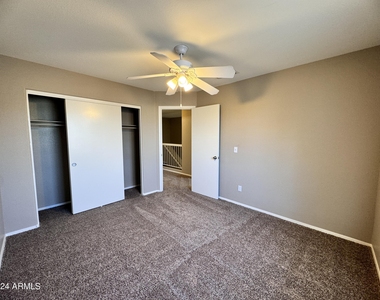 10453 N 76th Drive - Photo Thumbnail 26