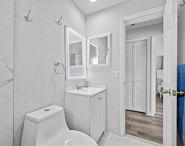 1208 Ne 5th Avenue - Photo Thumbnail 23