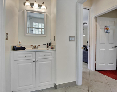 4070 Sanderling Lane - Photo Thumbnail 24