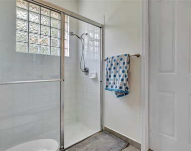 4070 Sanderling Lane - Photo Thumbnail 23
