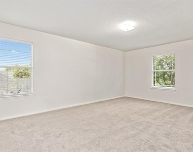 11613 Snyder Drive - Photo Thumbnail 10