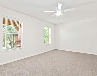 11613 Snyder Drive - Photo Thumbnail 13