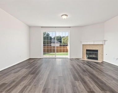 11613 Snyder Drive - Photo Thumbnail 4