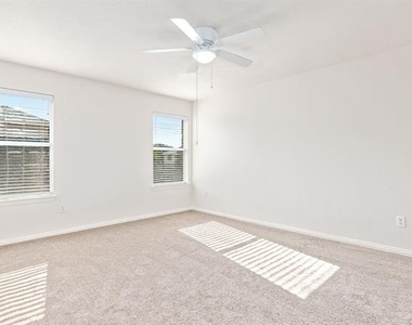 11613 Snyder Drive - Photo Thumbnail 12