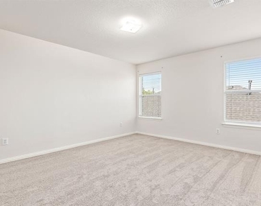 11613 Snyder Drive - Photo Thumbnail 11