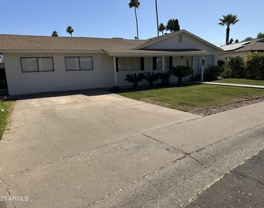 3514 N Pueblo Way - Photo Thumbnail 15