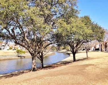517 Ranch Trail - Photo Thumbnail 23