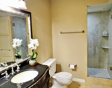 517 Ranch Trail - Photo Thumbnail 10