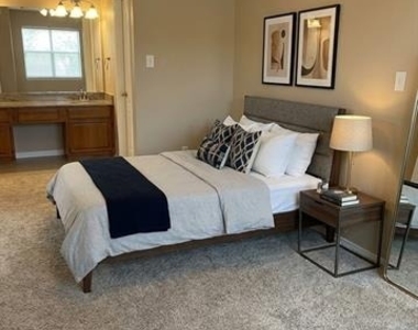 517 Ranch Trail - Photo Thumbnail 14