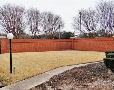 517 Ranch Trail - Photo Thumbnail 20