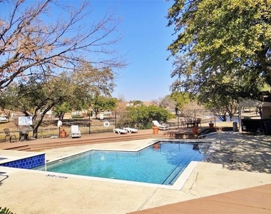 517 Ranch Trail - Photo Thumbnail 24