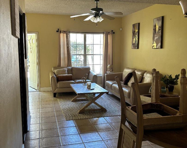 11050 Conch Court - Photo Thumbnail 9