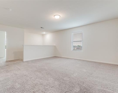2621 Sagebrush Drive - Photo Thumbnail 10