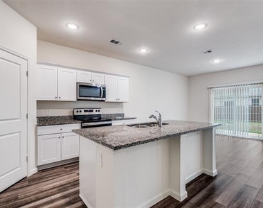 2621 Sagebrush Drive - Photo Thumbnail 8