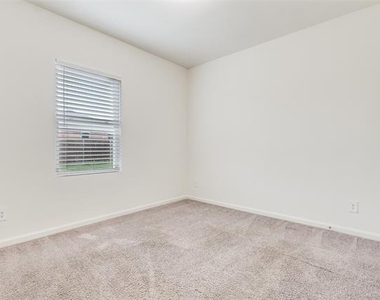 2621 Sagebrush Drive - Photo Thumbnail 14