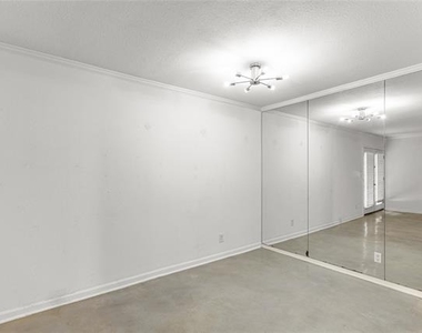 5916 Birchbrook Drive - Photo Thumbnail 20