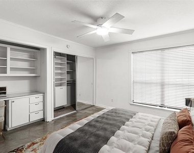 5916 Birchbrook Drive - Photo Thumbnail 5
