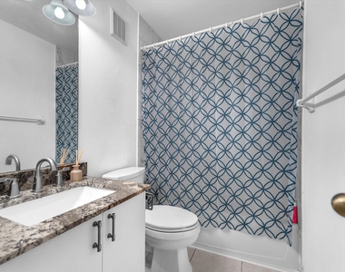 9850 Nw 57th Manor - Photo Thumbnail 31