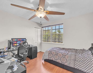 9850 Nw 57th Manor - Photo Thumbnail 29