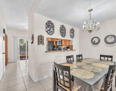 9850 Nw 57th Manor - Photo Thumbnail 8