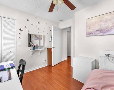 9850 Nw 57th Manor - Photo Thumbnail 28