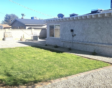 7426 E Holly Street - Photo Thumbnail 23