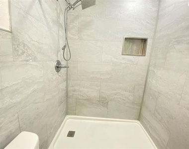 2711 Olympia Drive - Photo Thumbnail 19