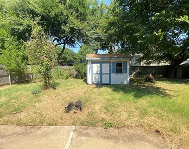 2711 Olympia Drive - Photo Thumbnail 22