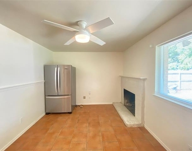 2711 Olympia Drive - Photo Thumbnail 9