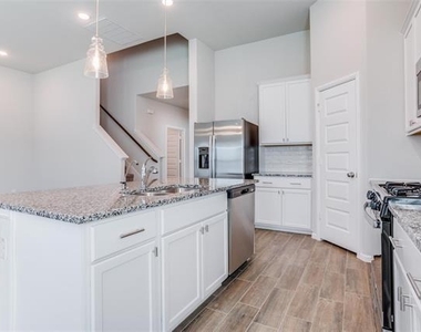 13140 Mizell Lane - Photo Thumbnail 9