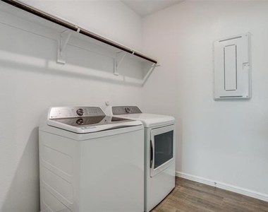 13140 Mizell Lane - Photo Thumbnail 20
