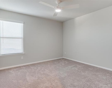 13140 Mizell Lane - Photo Thumbnail 16