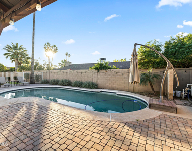 5245 E Acoma Drive - Photo Thumbnail 27