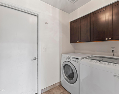 5245 E Acoma Drive - Photo Thumbnail 13