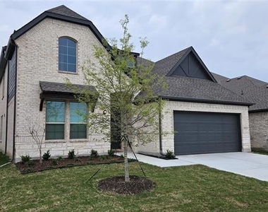 1215 Stagecoach Trail - Photo Thumbnail 1
