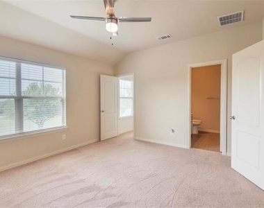 8008 Choctaw Lane - Photo Thumbnail 16