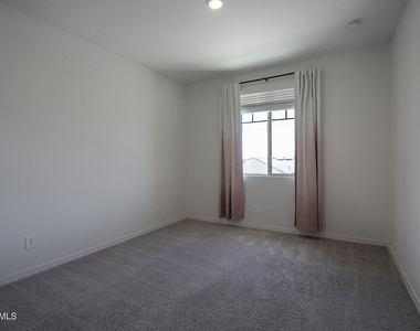 9318 E Sector Drive - Photo Thumbnail 18