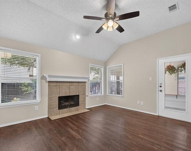 3960 Bexhill Drive - Photo Thumbnail 8