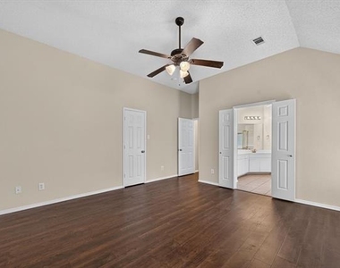 3960 Bexhill Drive - Photo Thumbnail 16
