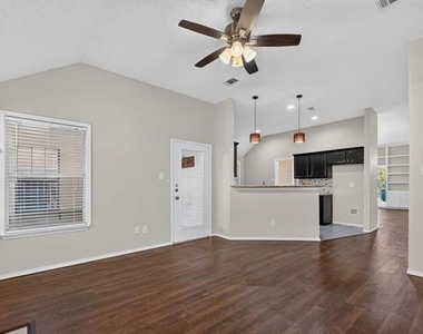 3960 Bexhill Drive - Photo Thumbnail 7