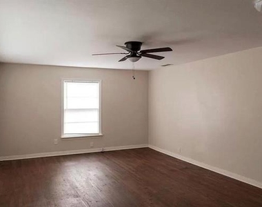 1508 N Highland Avenue - Photo Thumbnail 8