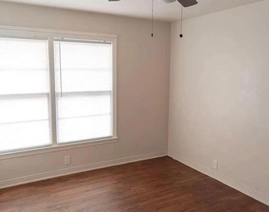 1508 N Highland Avenue - Photo Thumbnail 12