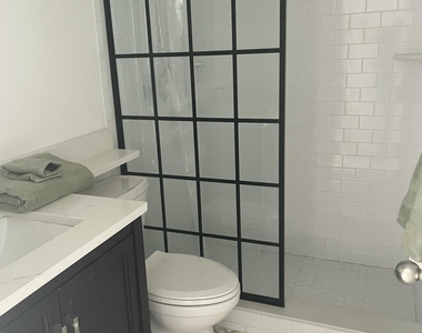 1731 Se 15th Street - Photo Thumbnail 6