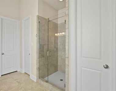 5665 Lightfoot Lane - Photo Thumbnail 16