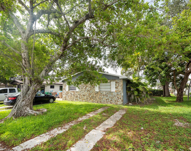6170 Sw 43rd Street - Photo Thumbnail 18