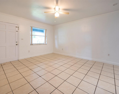 6170 Sw 43rd Street - Photo Thumbnail 10