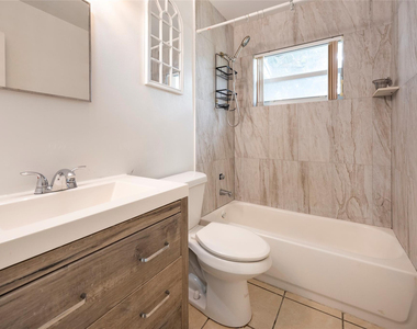 6170 Sw 43rd Street - Photo Thumbnail 8