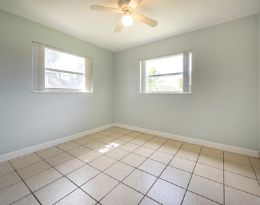 6170 Sw 43rd Street - Photo Thumbnail 7